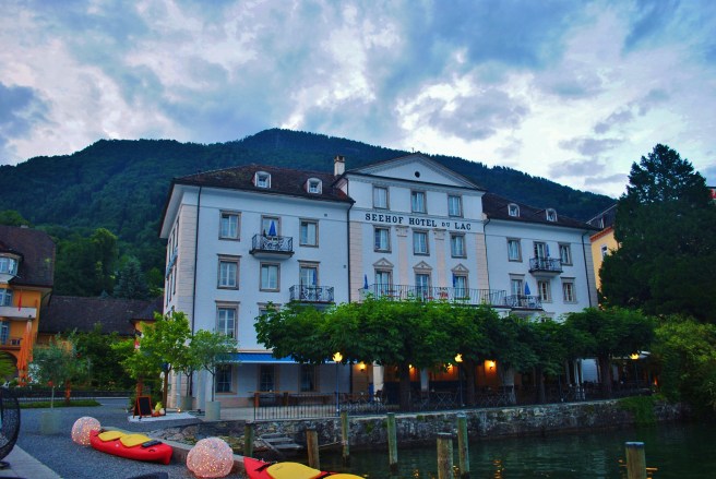A cozy spot to rest at the foot of the Alps.