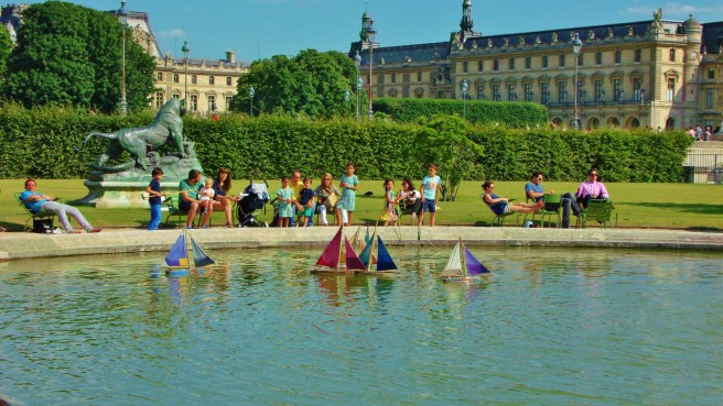 Tuileries, looking toward the Louvre